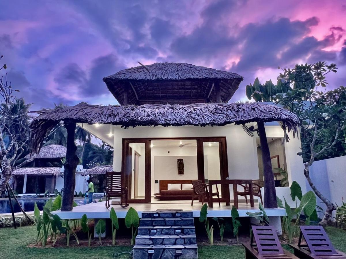 Shiva Sunrise Resort Hikkaduwa Exterior photo