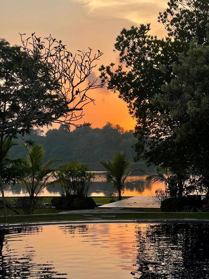 Shiva Sunrise Resort Hikkaduwa Exterior photo